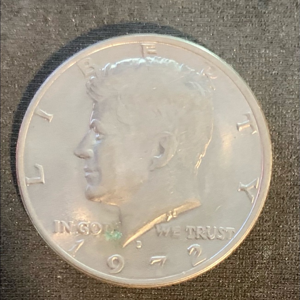 1972 very rare very valuable Kennedy half dollar